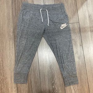 Grey Nike Capri Sweatpants Size Medium